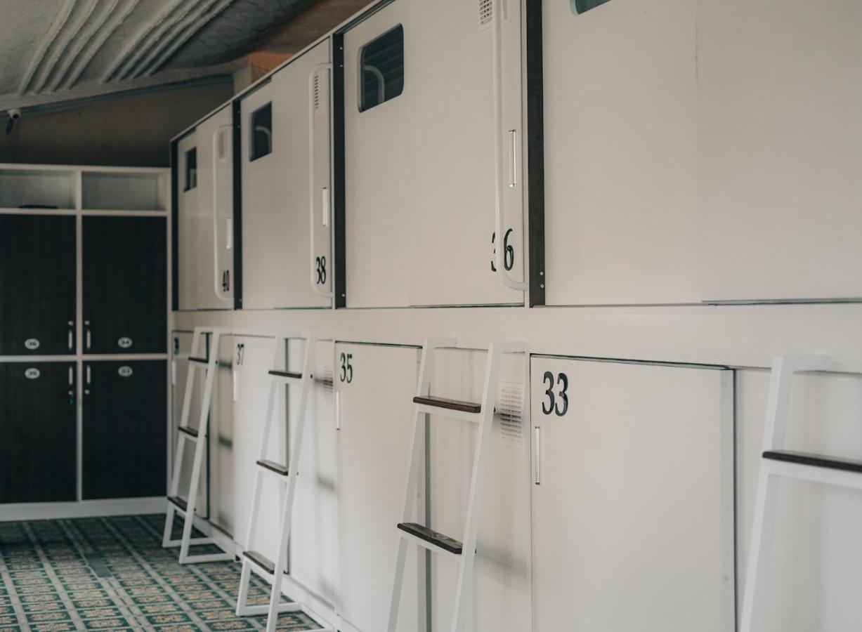 Capsule Hotel Technocave Bisjkek Eksteriør billede