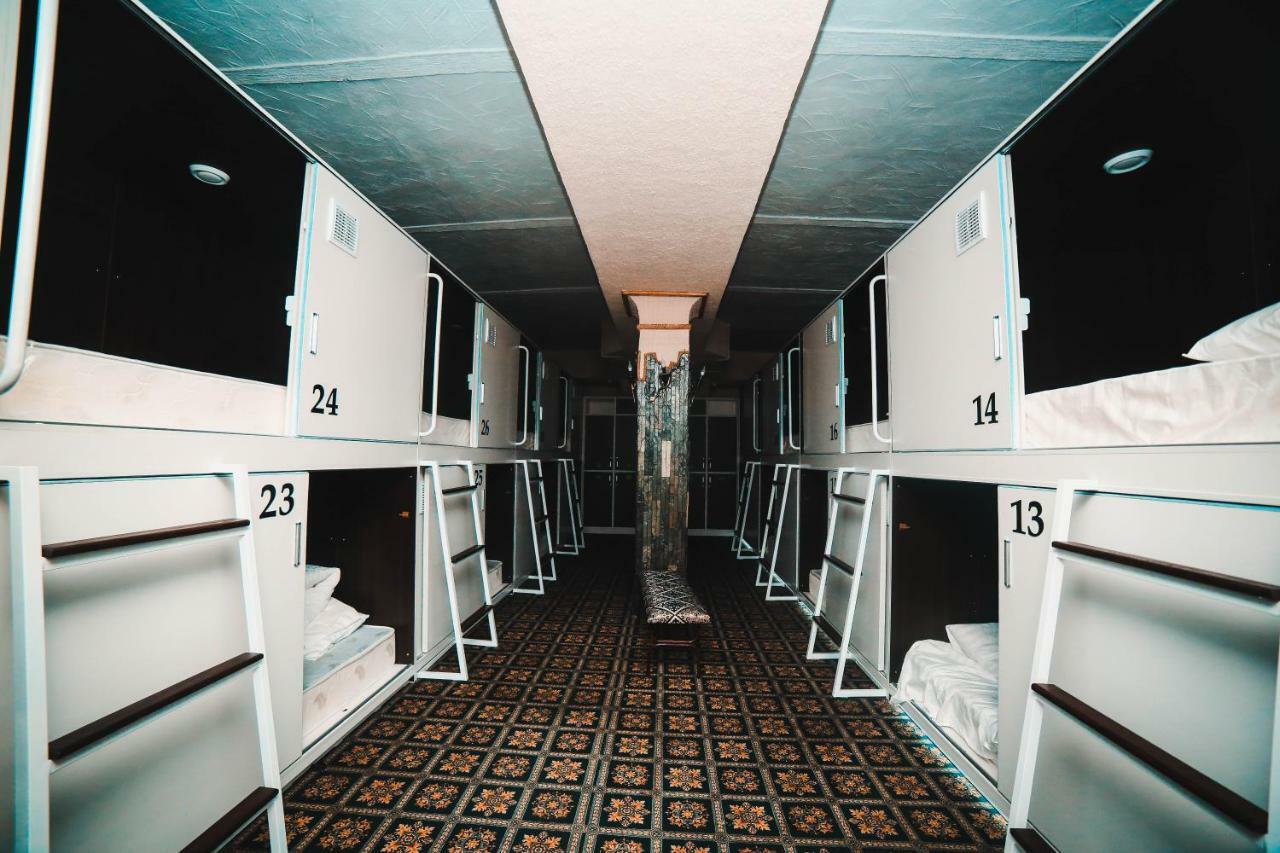 Capsule Hotel Technocave Bisjkek Eksteriør billede