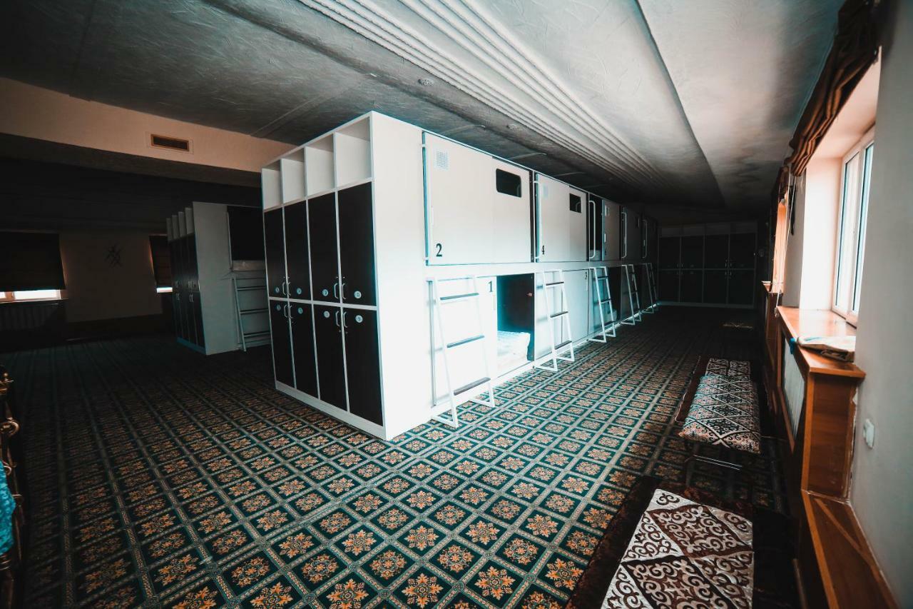 Capsule Hotel Technocave Bisjkek Eksteriør billede